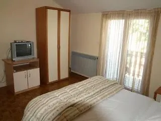Guest house Rooms & Restaurant Matanovi Dvori Sukosan